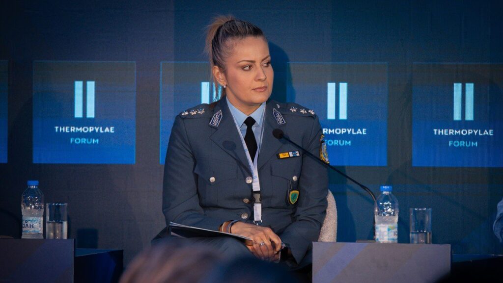 Κωνσταντία Δημογλίδου: «Τώρα υπάρχει emergency button για ανήλικους» – Όσα είπε η εκπρόσωπος της ΕΛ.ΑΣ. στο Thermopylae Forum